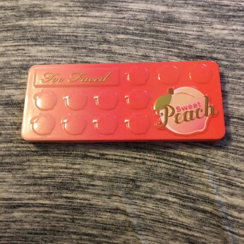 Too Faced Sweet Peach pallet
